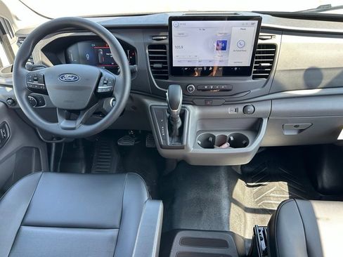 New 2026 Ford Transit 250 148 Medium Roof w/ Load Area Protection Package RWD image 4