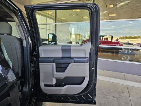 Used 2022 Ford F250 XL w/ Power Equipment Group image 76