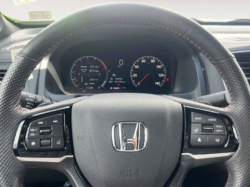 Certified 2025 Honda Ridgeline Black Edition image 11