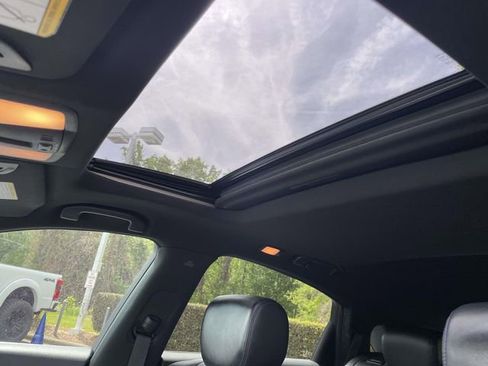 Used 2016 INFINITI QX70 AWD w/ Premium Package image 7