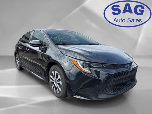 Used 2022 Toyota Corolla LE w/ Carpet Mat Package (TMS) FWD image 2