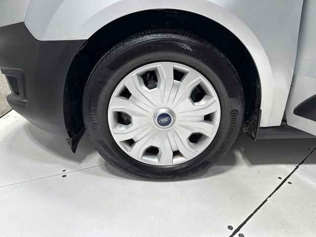 Used 2023 Ford Transit Connect XL FWD image 5