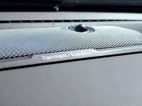 New 2025 RAM 1500 Limited image 19