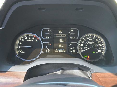 Used 2018 Toyota Tundra Limited w/ Limited Premium Package AWD/4WD image 21