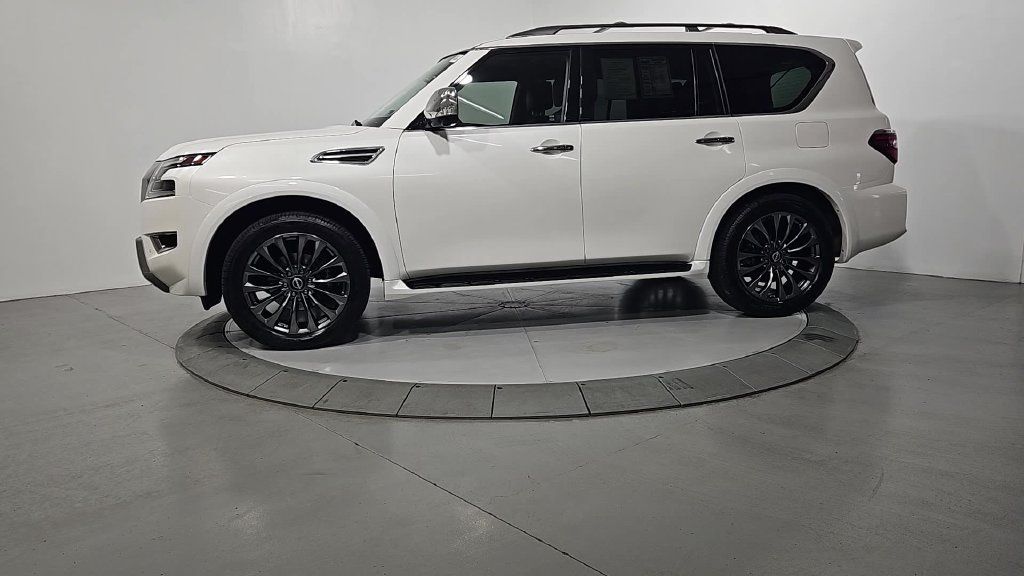 Used 2023 Nissan Armada Platinum w/ Cargo Package AWD/4WD image 2