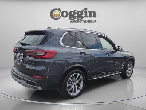 Used 2019 BMW X5 xDrive50i w/ Parking Assistance Package image 6