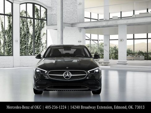Used 2025 Mercedes-Benz C 300 4MATIC Sedan image 7