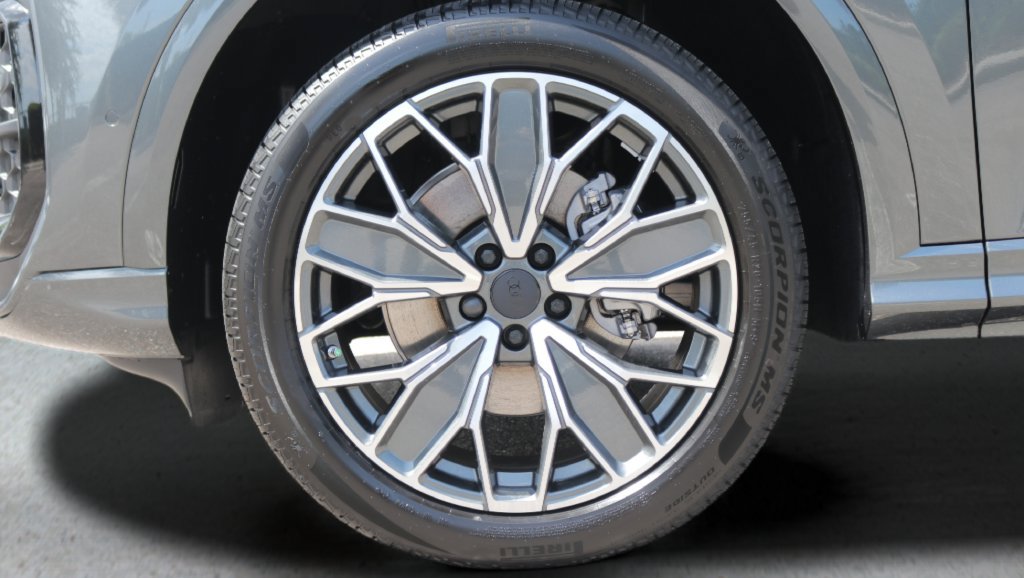 Used 2026 Audi Q5 Premium Plus AWD/4WD image 55