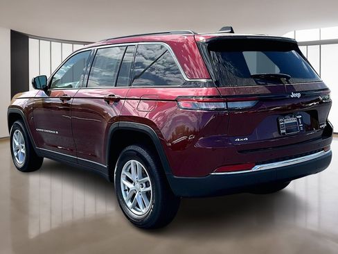 New 2026 Jeep Grand Cherokee Laredo AWD/4WD image 3