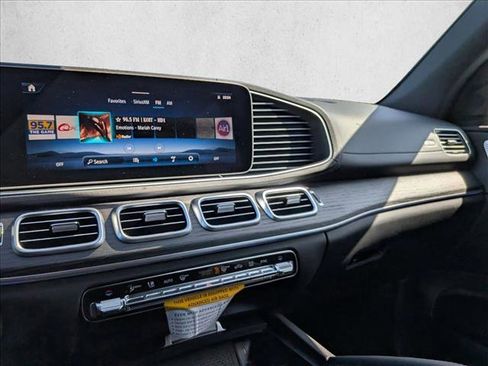 New 2026 Mercedes-Benz GLS 580 4MATIC image 13