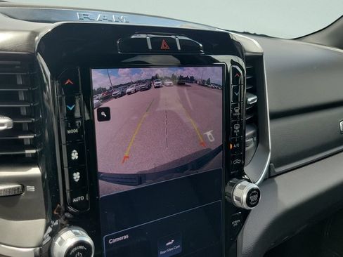 Used 2024 RAM 1500 Big Horn AWD/4WD image 17