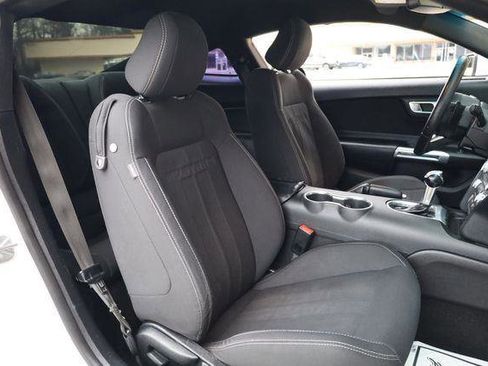 Used 2019 Ford Mustang GT RWD image 20