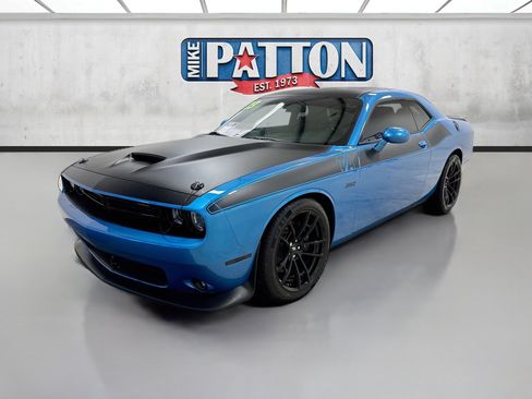 Used 2023 Dodge Challenger R/T Scat Pack w/ T/A Package RWD image 3