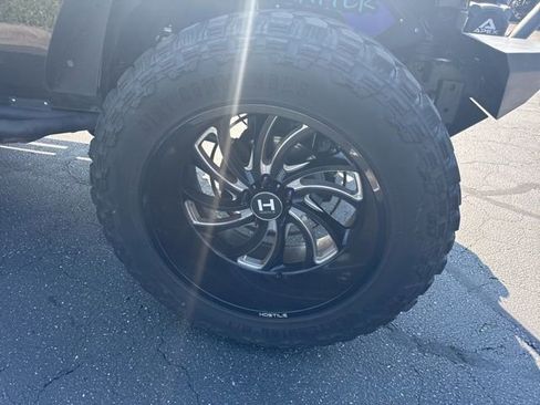 Used 2017 Jeep Wrangler Unlimited Sport w/ Quick Order Package 24S AWD/4WD image 16