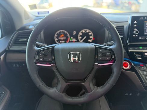 Used 2025 Honda Odyssey Elite image 35