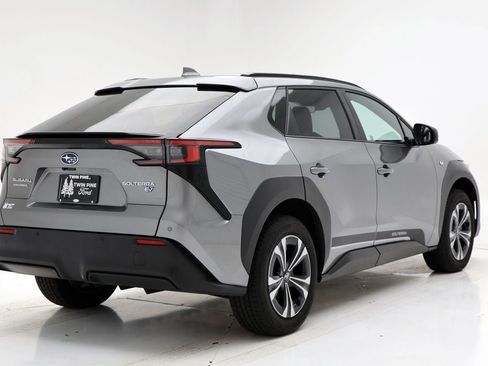 Used 2024 Subaru Solterra Premium image 8