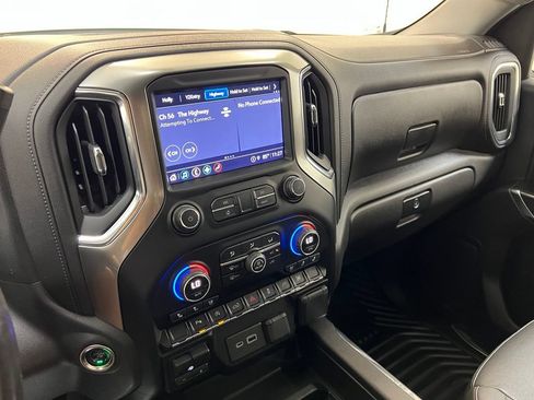 Used 2021 Chevrolet Silverado 1500 LTZ AWD/4WD image 22