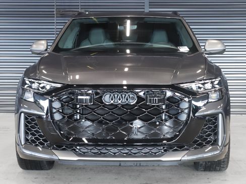 New 2026 Audi RS Q8 performance image 10