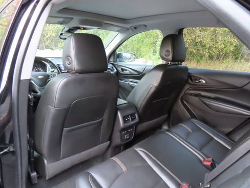 Used 2023 Chevrolet Equinox Premier image 32