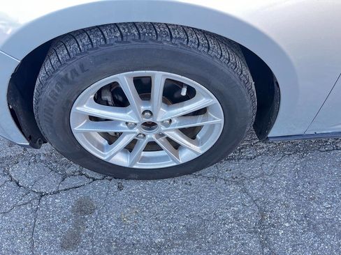 Used 2018 Ford Focus SE image 26