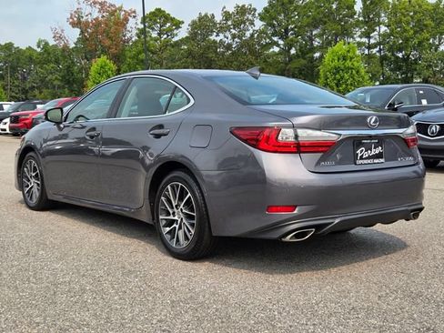 Used 2017 Lexus ES 350 FWD image 3