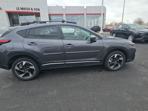Used 2024 Subaru Crosstrek 2.5i Limited w/ Crosstrek Mirror Package AWD/4WD image 2