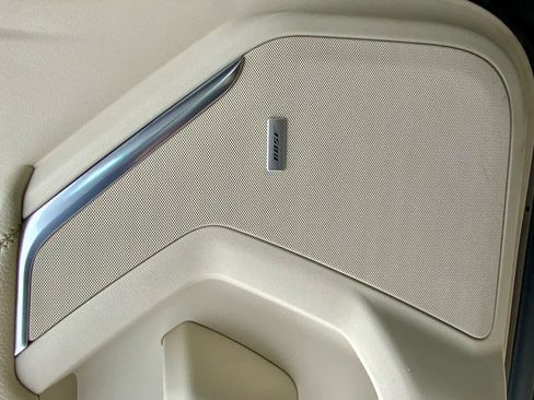 Used 2021 GMC Yukon XL Denali w/ Denali Premium Package image 55