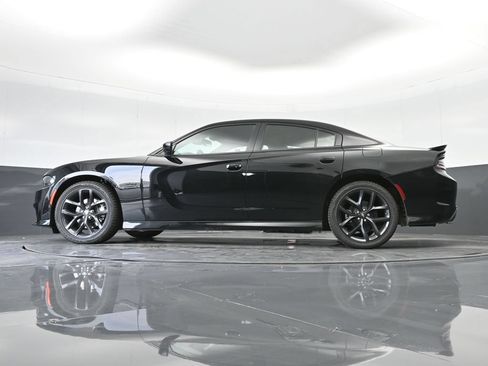 Used 2023 Dodge Charger R/T w/ Blacktop Package RWD image 38