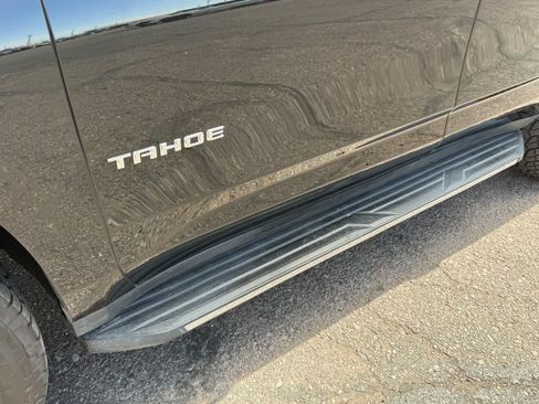Used 2023 Chevrolet Tahoe Premier AWD/4WD image 9