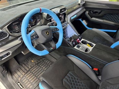 Used 2024 Lamborghini Urus Performante image 21