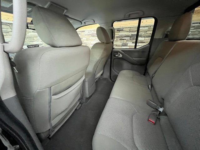 Used 2021 Nissan Frontier SV AWD/4WD image 26