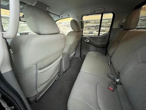 Used 2021 Nissan Frontier SV AWD/4WD image 26