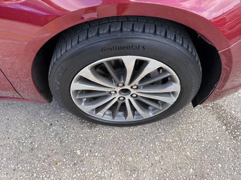 Used 2017 Buick LaCrosse Essence w/ Sun and Shade Package FWD image 7