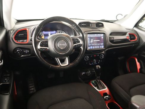 Used 2018 Jeep Renegade Trailhawk w/ UConnect 8.4 Nav Group image 2