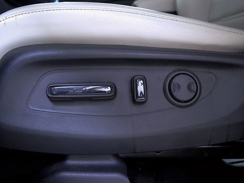 Used 2024 Honda CR-V EX-L image 18