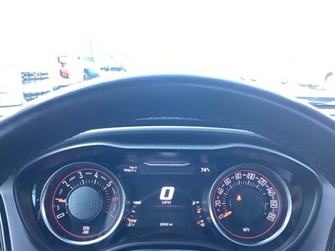 Used 2022 Dodge Challenger R/T Scat Pack RWD image 9