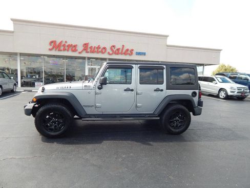 Used 2015 Jeep Wrangler Unlimited Sport image 1
