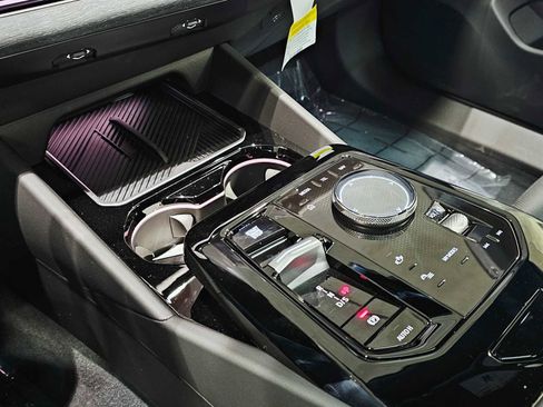 New 2026 BMW 540i xDrive w/ M Sport Package image 17