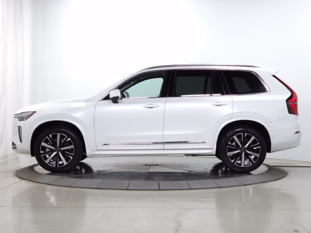 Certified 2025 Volvo XC90 B5 Core AWD/4WD image 5