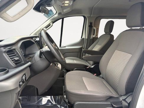 Used 2023 Ford Transit 350 XLT image 10