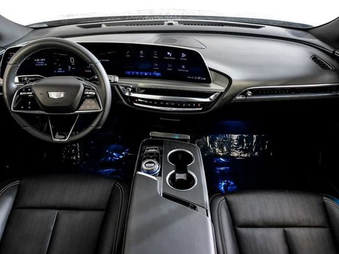 Used 2024 Cadillac Lyriq Luxury w/ LPO, Floor Liner Package image 13