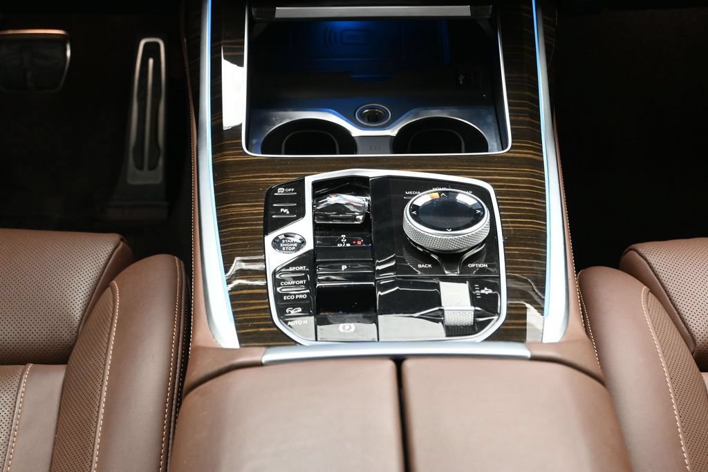 Used 2023 BMW X7 M60i w/ Executive Package AWD/4WD image 20