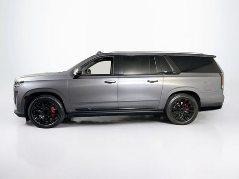 Used 2023 Cadillac Escalade ESV Premium Luxury w/ Performance Package AWD/4WD image 2