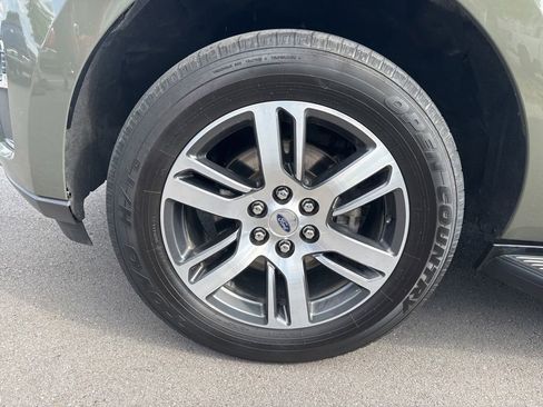Used 2024 Ford Expedition Max Limited AWD/4WD image 28