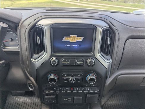 Used 2020 Chevrolet Silverado 1500 LT Trail Boss image 34