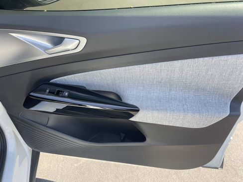 Certified 2023 Volkswagen ID.4 Pro RWD image 27