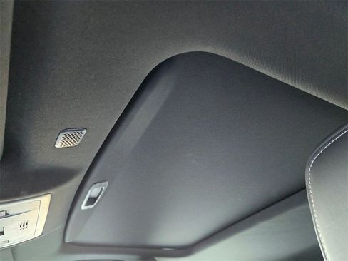 Used 2023 Lexus IS 300 300 w/ Premium Package image 32