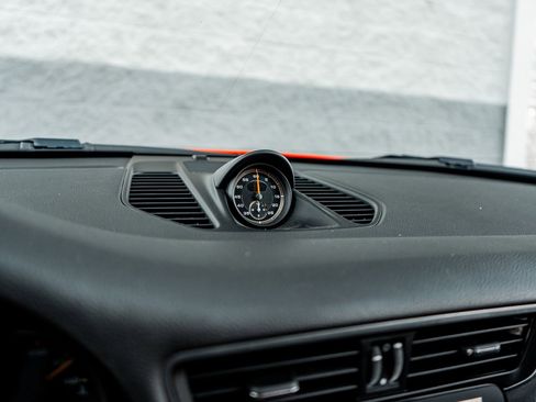 Used 2018 Porsche 911 GT3 image 33