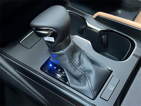 Certified 2025 Lexus ES 350 image 21