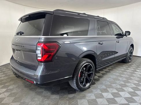 Used 2024 Ford Expedition Max Limited AWD/4WD image 3